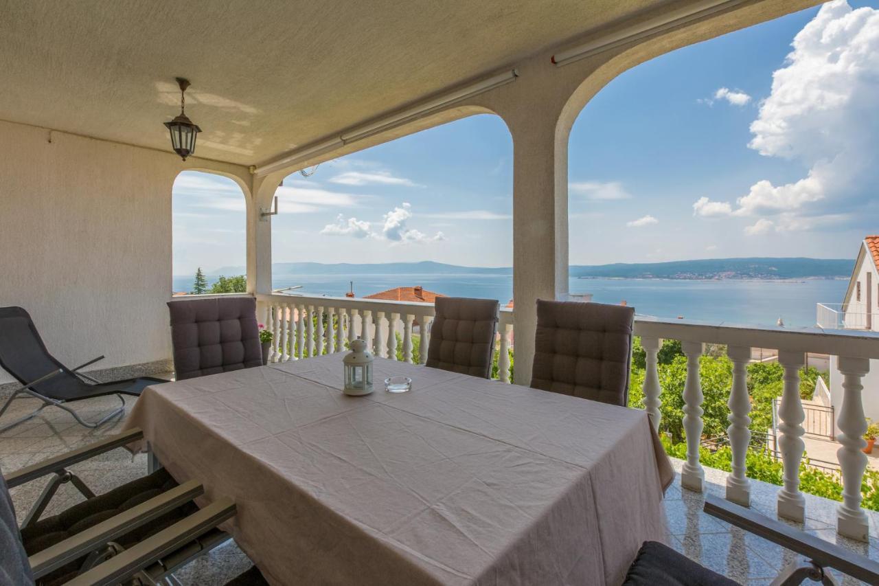 Amila Lägenhet Crikvenica Exteriör bild