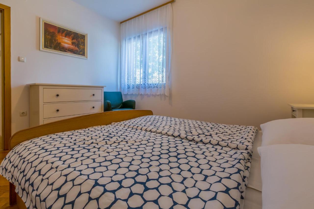 Amila Lägenhet Crikvenica Exteriör bild
