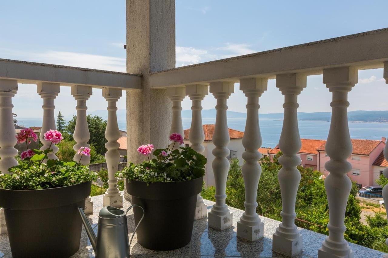 Amila Lägenhet Crikvenica Rum bild